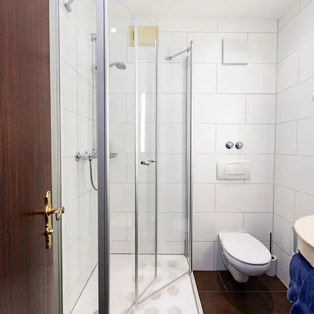 Hotel Koenigshof 3*